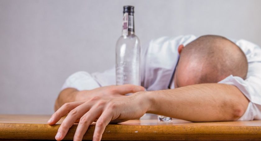 Prowadzenie pojazdu i alkohol to złe zestawienie