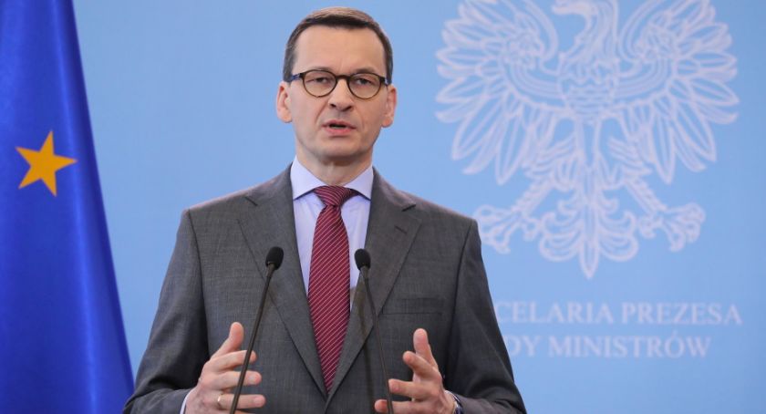 Premier: podjęliśmy decyzję o zamknięciu wszystkich placówek oświatowych i szkół wyższych na dwa tygodnie