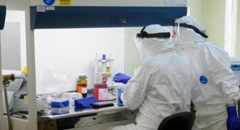 NFZ: testy na koronawirusa dla pacjentów i personelu medycznego każdego szpitala