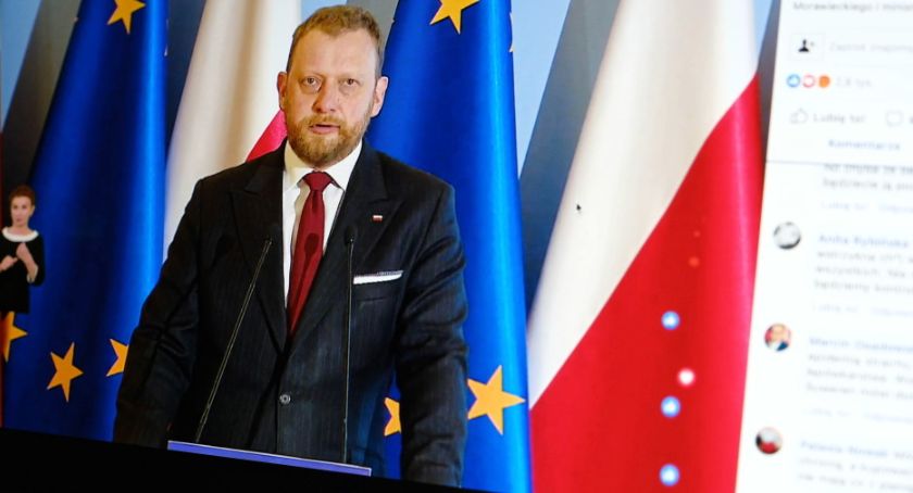 Szumowski: możliwość korzystania z galerii handlowych będziemy sukcesywnie zwiększali