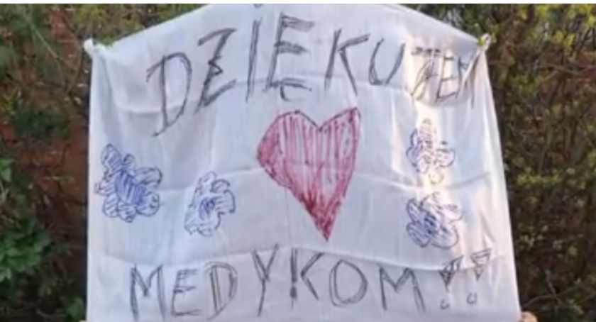 Przedszkolaki dziękują medykom