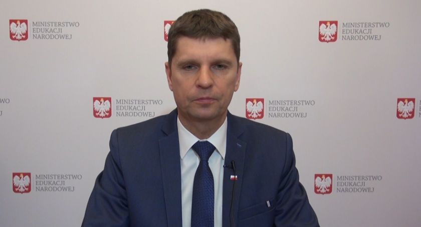 Matury bez egzaminów ustnych?