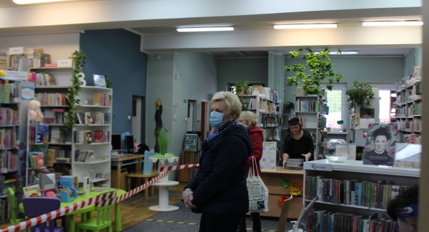 Biblioteka znowu działa!