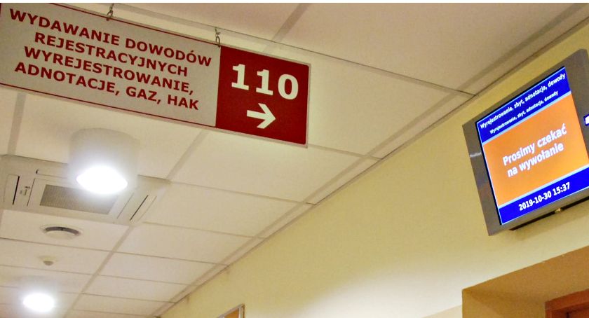 Kolejne pomysły na udrożnienie wydziału komunikacji - więcej stanowisk obsługi i wydział w Raciążu