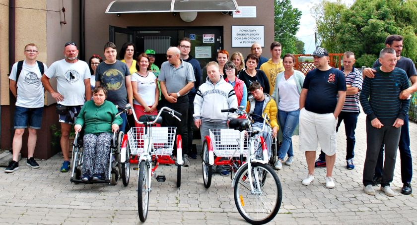 „Dwa kółka i spółka” z kolejnymi rowerami dla niepełnosprawnych