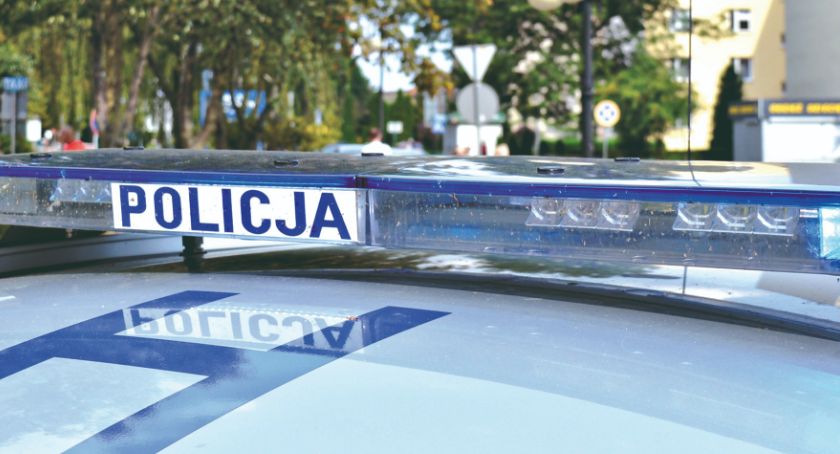 Leżał na chodniku i krwawił - pomogli mu policjanci
