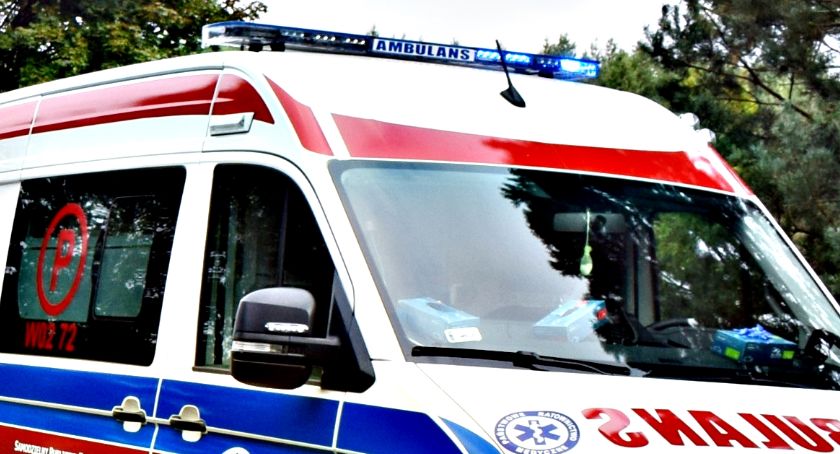Seatem w tył citroena - troje (w tym dwójka małych dzieci) rannych
