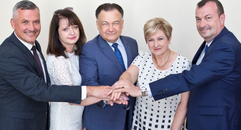 Zarząd Mazowsza z absolutorium i wotum zaufania