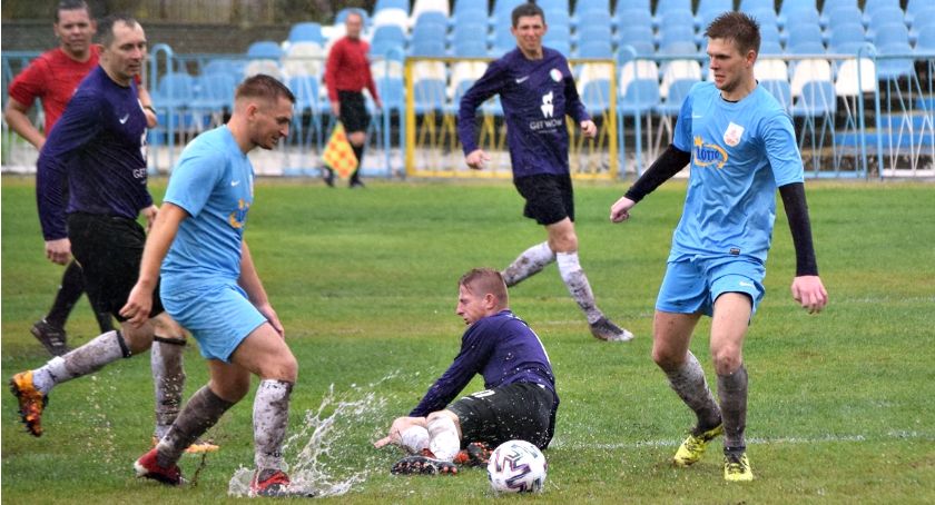 Derby na wodzie dla Sony, PAF u siebie tylko zwycięski