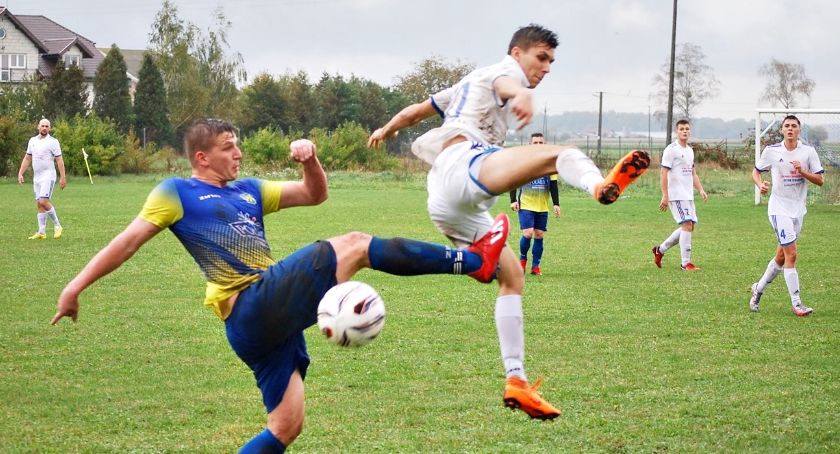 Gumino wygrywa derby i jest liderem B klasy! Jutrzenka trzecia, Gladiator szósty
