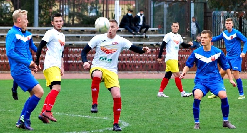 Dali z siebie wszystko i zapewnili emocje, ale w finale zagra lepszy: PAF Płońsk - MKS Przasnysz 1:2