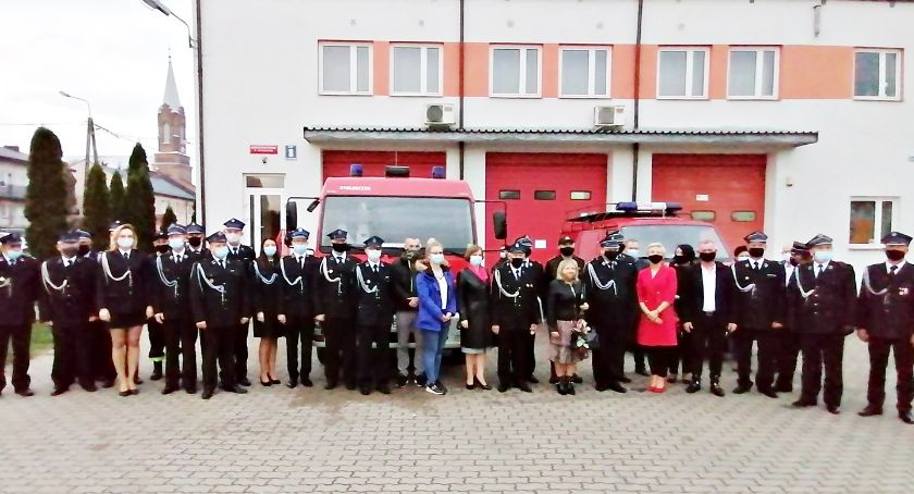 Kolejne samochody strażackie przekazane - „Loniek” dla OSP Sochocin i „Florek” dla OSP Ślepowrony