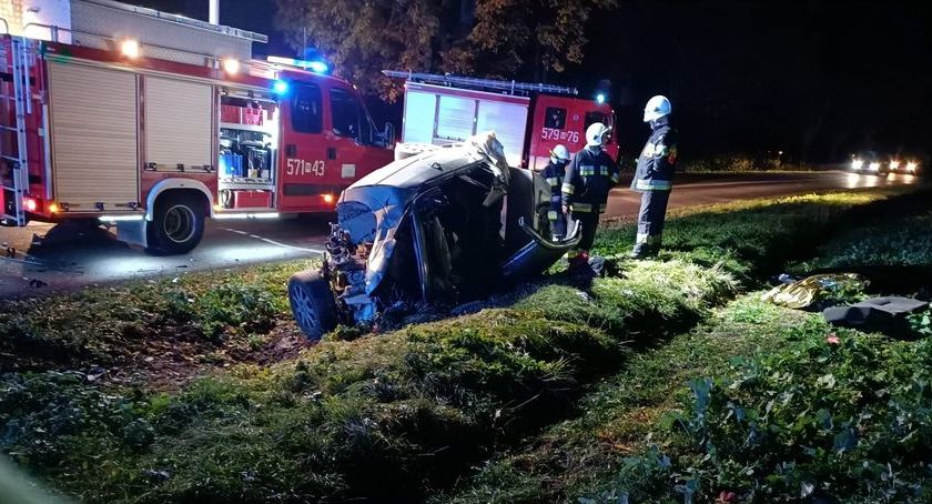 Policja o tragicznym wypadku w Kozolinie, w wyniku którego zmarły dwie osoby