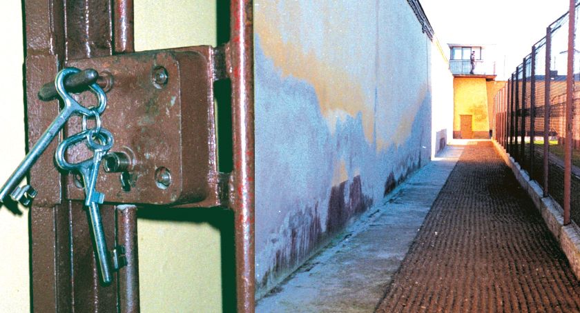 Podejrzani o rozbój na Płockiej w areszcie