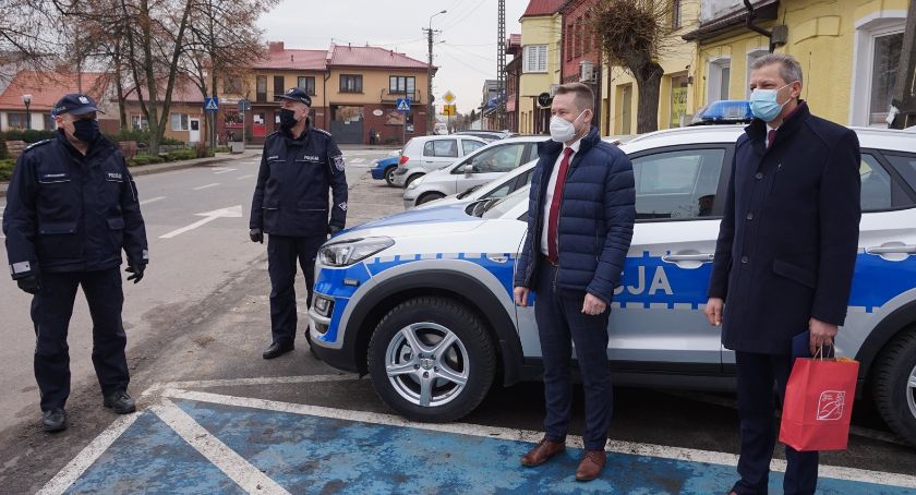 Dwa nowe radiowozy 