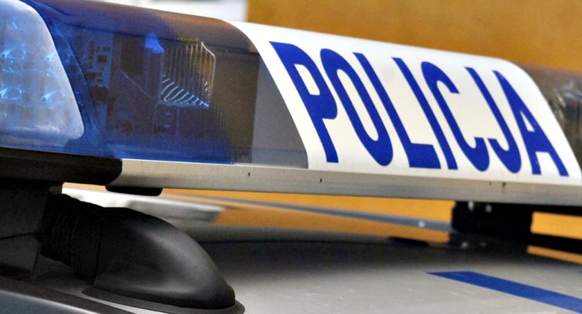51-latek mógł zamarznąć - uratowali go policjanci z drogówki