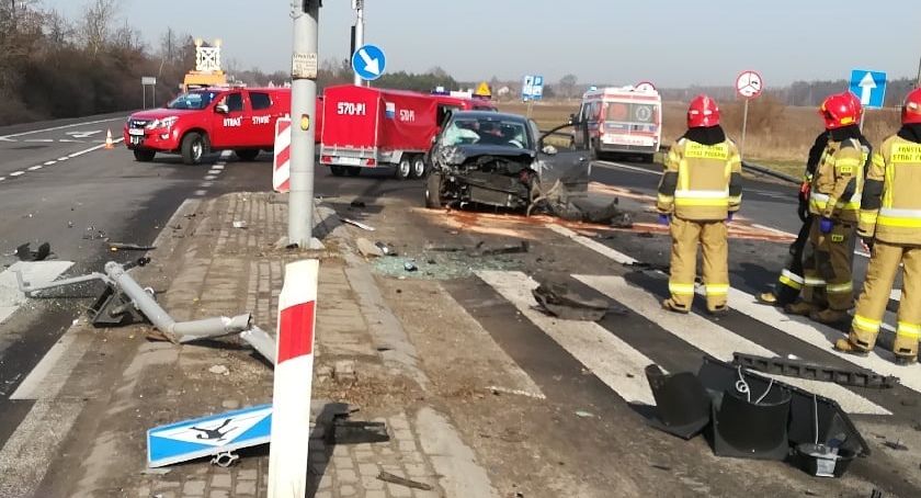 Policja o ostatnich groźnych wypadkach na siódemce