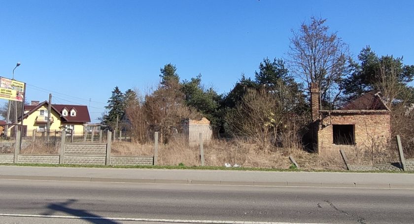 Bank z posterunkiem na tej działce w Sochocinie? 