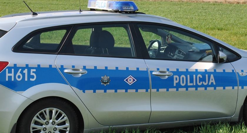 Zwłoki 35-latka znalezione na polu - co się stało w Kucharach Skotnikach wyjaśni sekcja zwłok