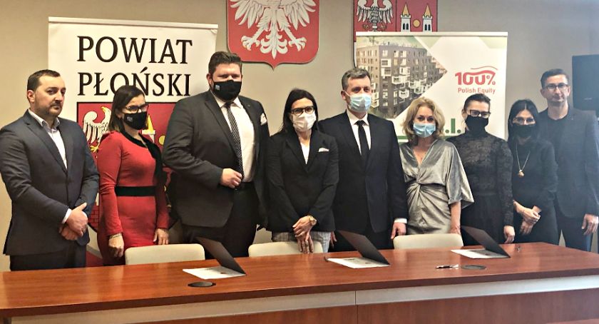 Podpisali memorandum w sprawie praktyk i staży dla uczniów
