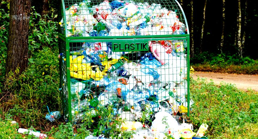 Śmieciowy zawrót głowy - raport ze wszystkich samorządów w powiecie płońskim