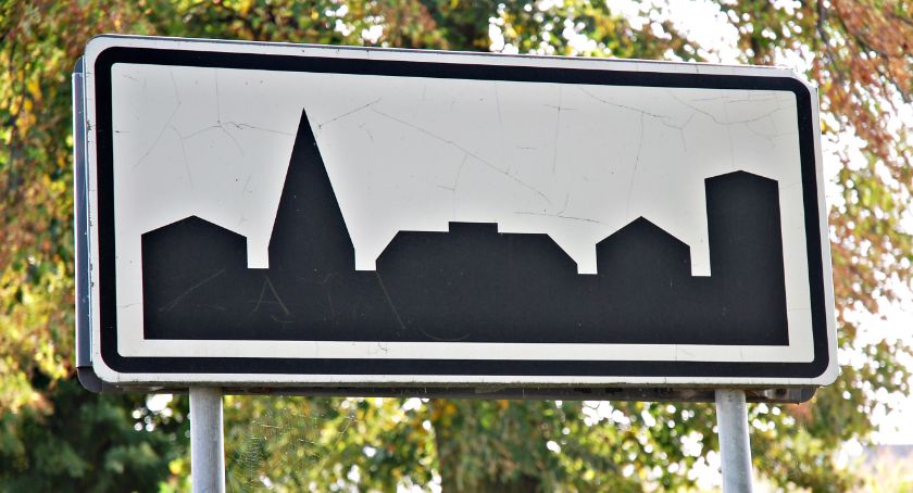 Pędził 120 km/h - stracił prawo jazdy