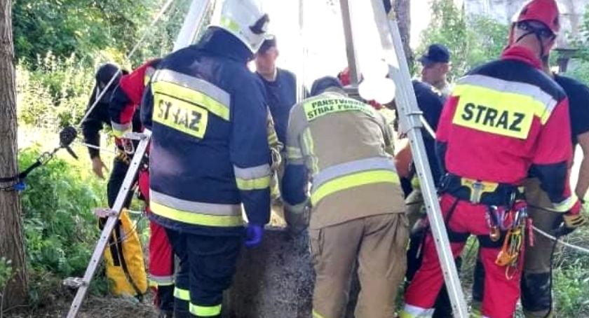 Tragedia w Rąbieży - zwłoki 84-latka znaleziono w studni