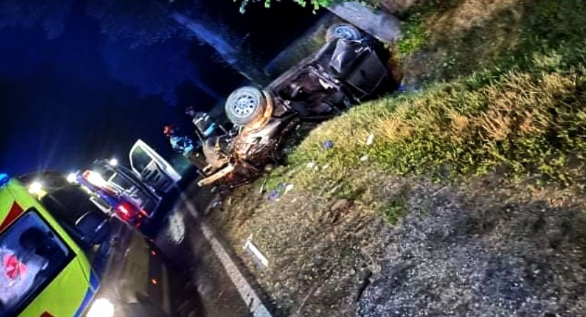Poważny wypadek na pięćdziesiątce w Żukowie - 19-latek zabrany pogotowiem lotniczym