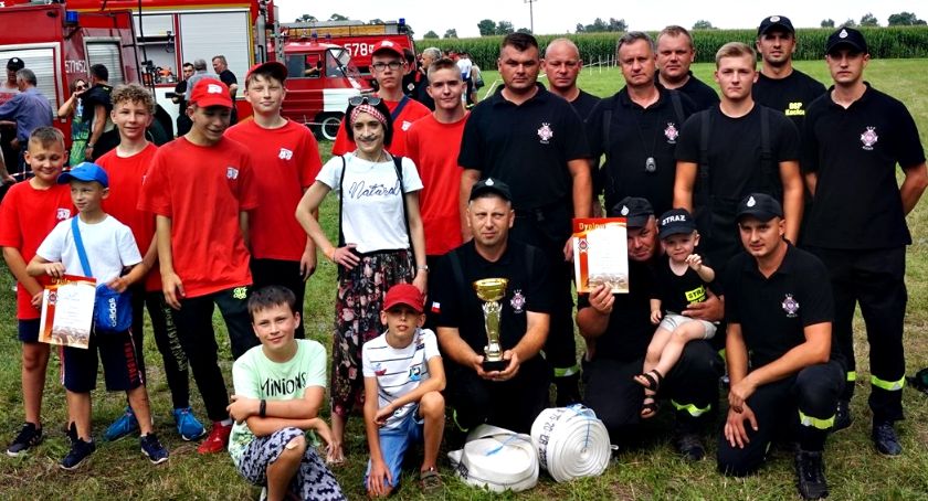 OSP Kucice wygrywa zawody strażackie gminy Dzierzążnia