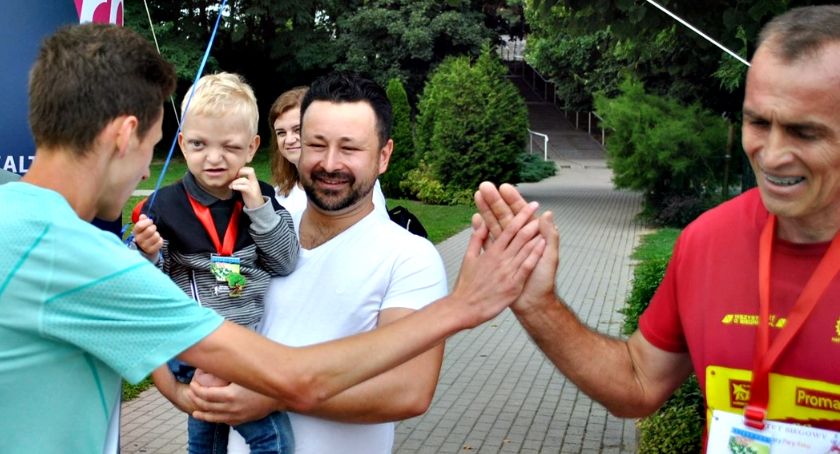 Letnie bieganie dla Frania, czyli kolejna odsłona rekreacyjno-charytatywnego cyklu „Cztery pory roku”