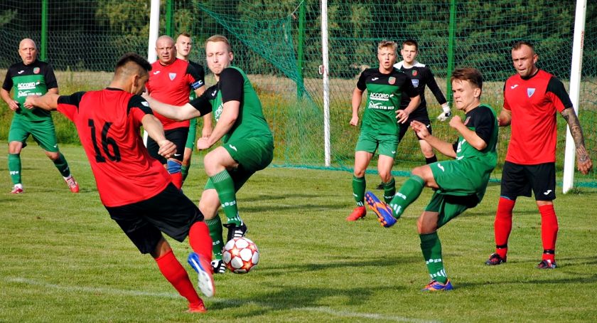 Zwycięstwa obu zespołów przed derbami Jutrzenka - Gladiator, a rezerwy PAF nadal bez choćby punktu
