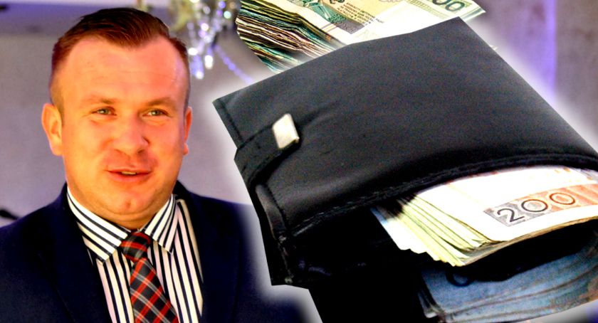 Radni gminy Załuski zdecydowali o wynagrodzeniu wójta - pensja w wysokości 18.855 zł brutto