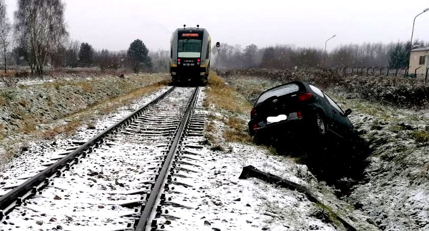 Tragicznie na przejeździe kolejowym