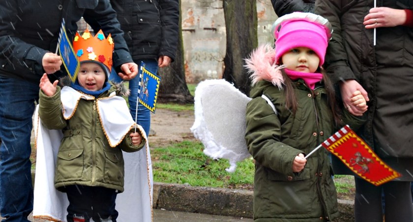 Święto Trzech Króli orszakami uświetnione - fotorelacja z Płońska, Raciąża i Czerwińska