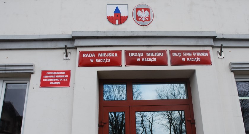 Przetarg na bloki w Raciążu do powtórki