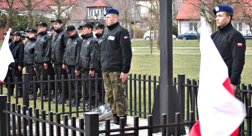 Uroczystości pod Krzyżem Katyńskim