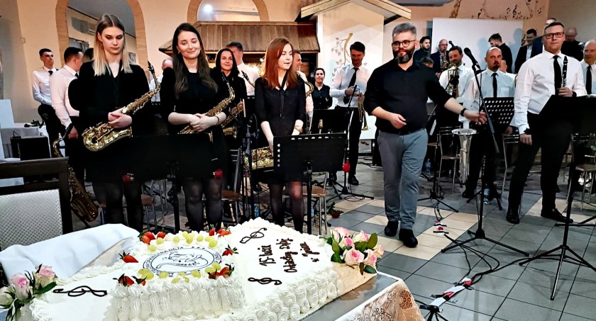 Pokazali klasę - super koncert na 15-lecie Młodzieżowej Orkiestry Dętej w Jońcu