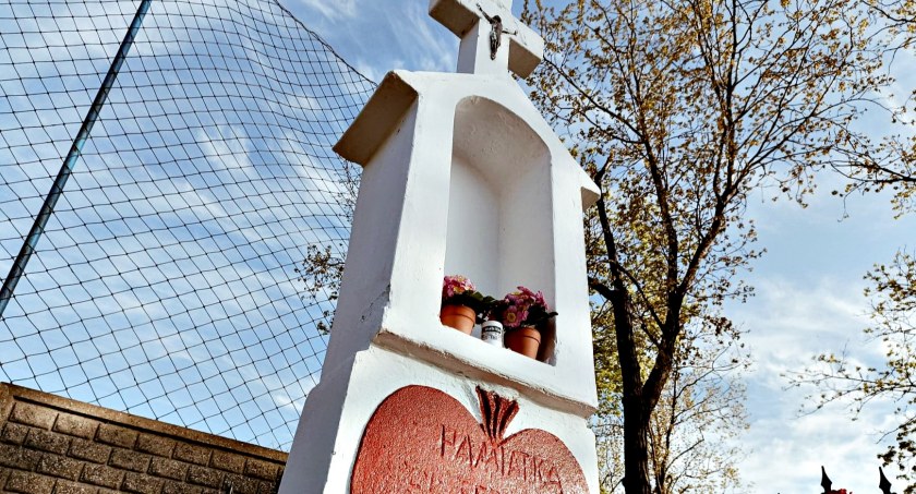 Nie ma już świętości... Złodzieju - oddaj figurkę Matki Boskiej!