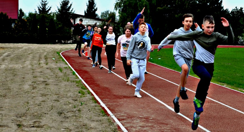 Powstała trzytorowa bieżnia w Siedlinie