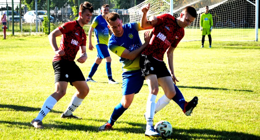 PAF II pokonuje w derbach Jutrzenkę - Gladiator zwycięski przed decydującym finiszem
