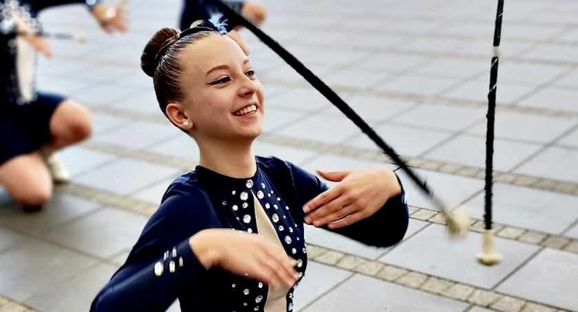 Mażoretkowy zawrót głowy, czyli ogólnopolski konkurs w Płońsku w fotoobiektywie - 300 zdjęć