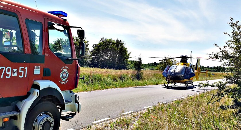 Po wypadku w Wilamowicach motocyklista zabrany pogotowiem lotniczym