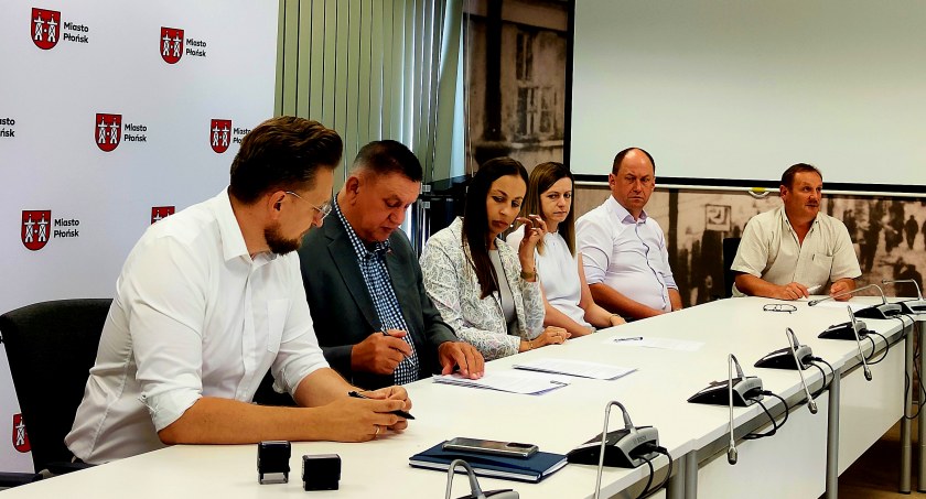 Umowa o pracach na sześciu płońskich ulicach podpisana