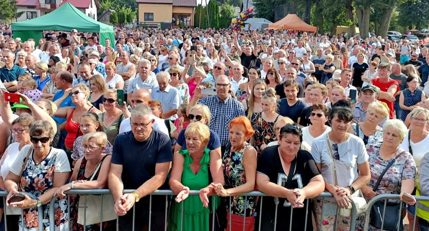 Festynowy finał bogatego w wydarzenia poniedziałku w Jońcu
