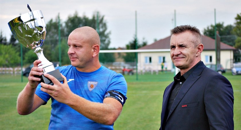 Gladiator z pucharem, Orlęta z punktami - wystartowała A-klasa