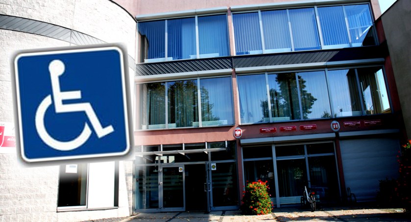 Chcą poprawić dostępność ratusza dla osób niepełnosprawnych 