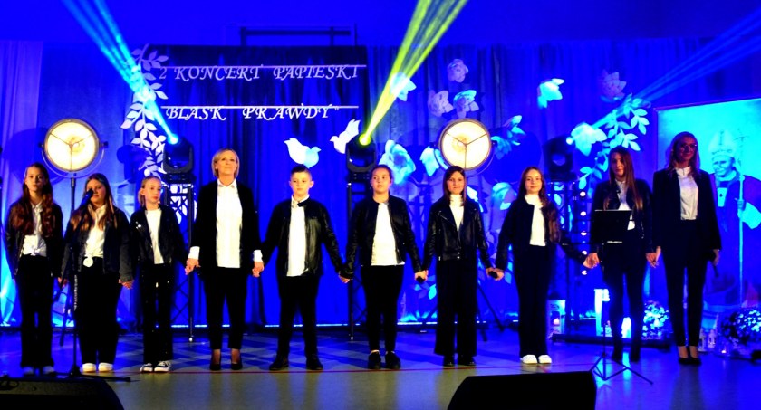 Drugi - urokliwy - Koncert Papieski w płońskiej czwórce