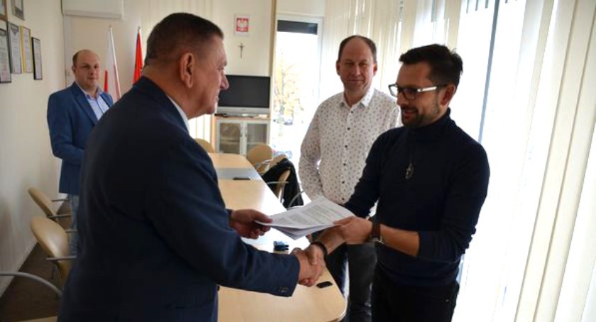 Umowa na wykonanie dokumentacji podpisana