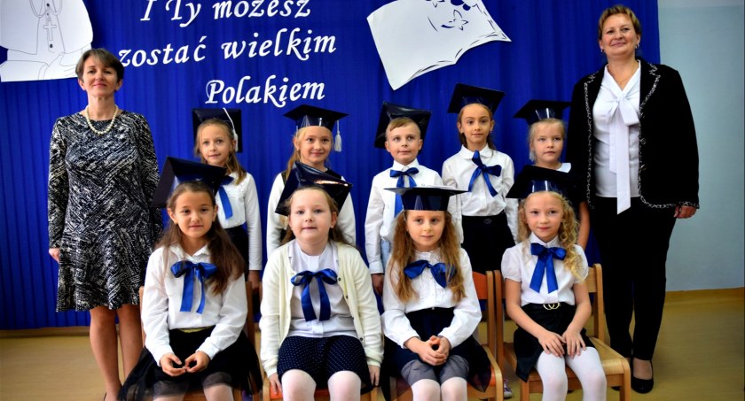 Święto pierwszoklasistów - ślubowanie w SP Kołoząb