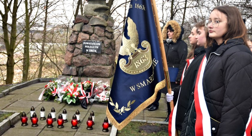 W hołdzie Powstańcom Styczniowym - uroczystości w Smardzewie